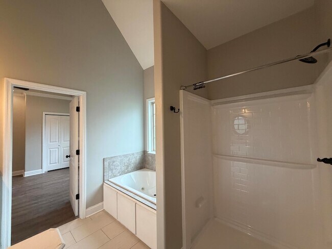 Building Photo - 5343 Asher Village Dr