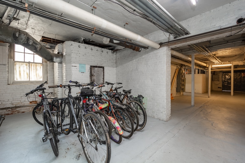 Building Photo - 7 Newport Rd