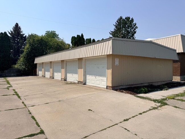 Building Photo - 1110 Garfield St