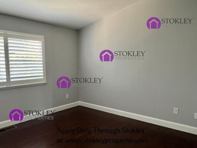 Building Photo - 1562 Terry Lynn Ln