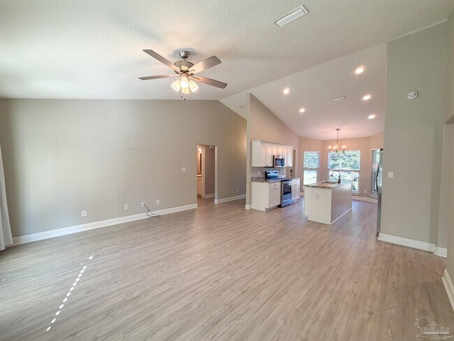 Building Photo - 6949 Trail Ride S