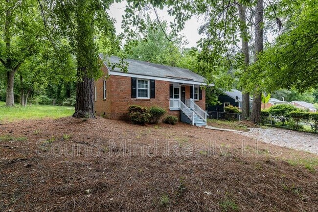 Building Photo - 321 Angier Ave