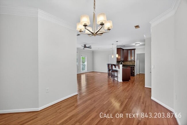 Building Photo - 1589 Cambridge Lakes Dr