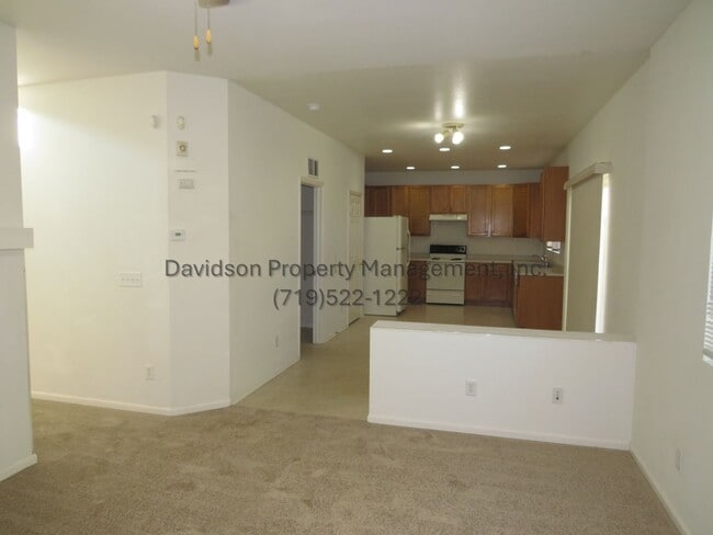 Building Photo - Beautiful 3-Bedroom House in Eastern Color...