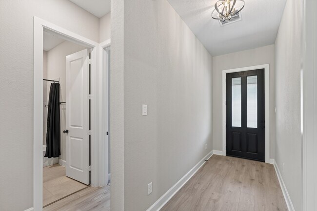 Building Photo - 231 Painters Ridge Ct