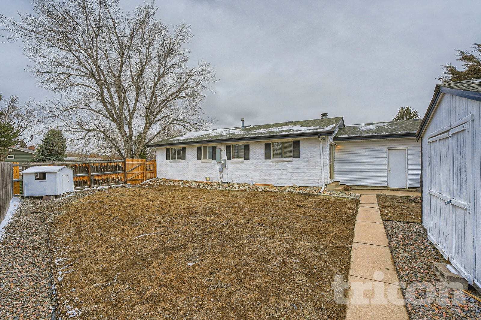 Building Photo - 4662 S Badger Ct