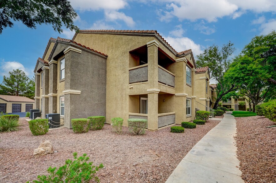 Building Photo - 2300 E Silverado Ranch Blvd