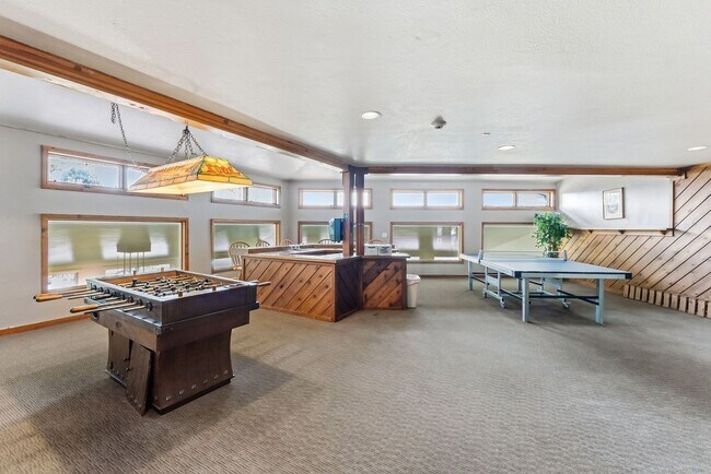 Building Photo - 89100 Ryan Gulch Rd