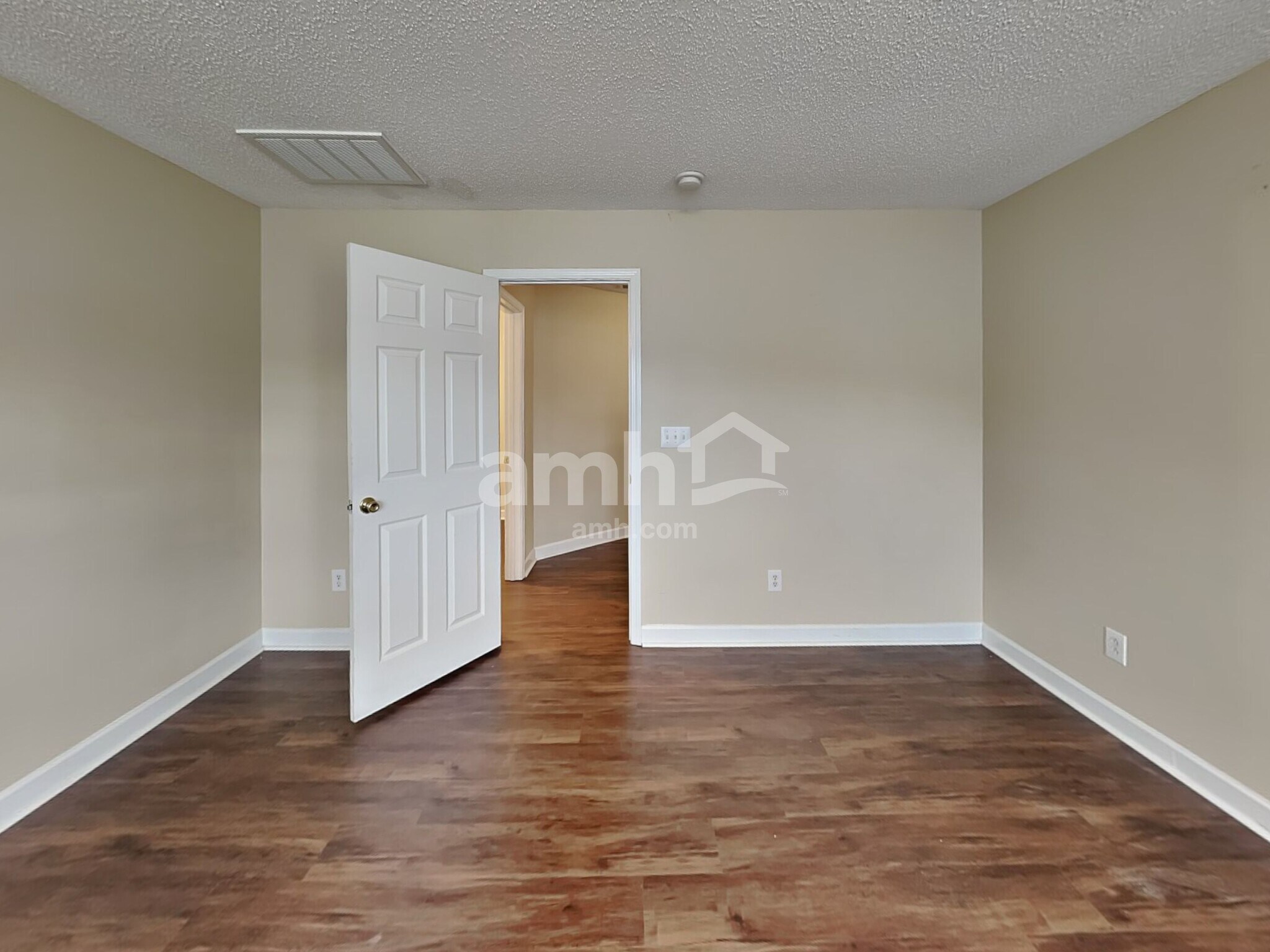 Building Photo - 14012 Sobeck Ln