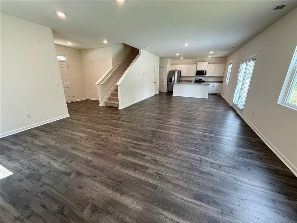 Building Photo - 174 Woodbrook Trl
