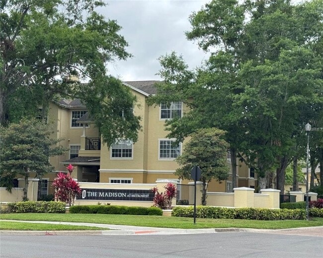 Building Photo - 2674 Robert Trent Jones Dr