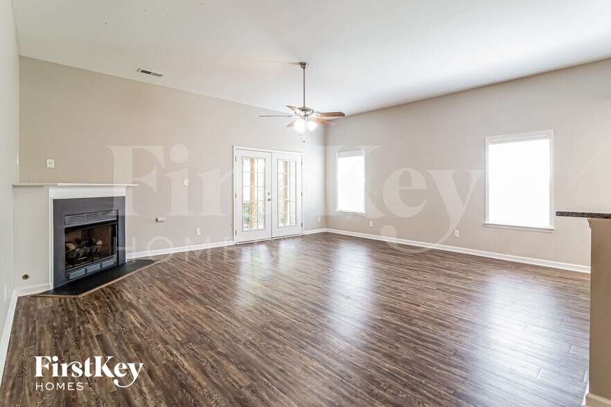 Building Photo - 8963 Buck Run Ct