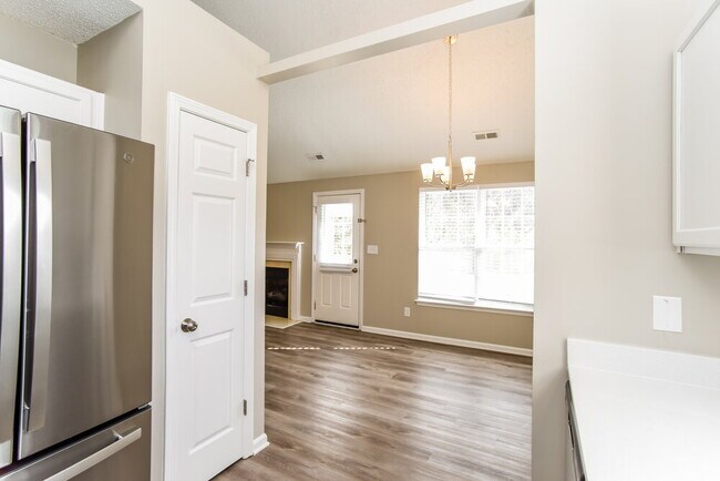 Building Photo - 5925 Timbertop Ln