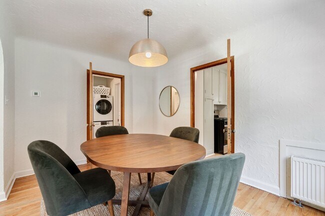 Building Photo - "Fully Furnished Monthly Rental - Newly Remodeled 4 bed Old Town bungalow"