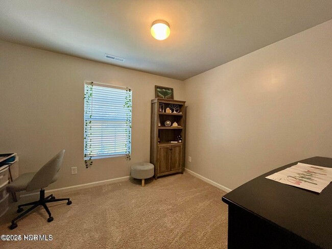 Building Photo - 407 Hope Ln