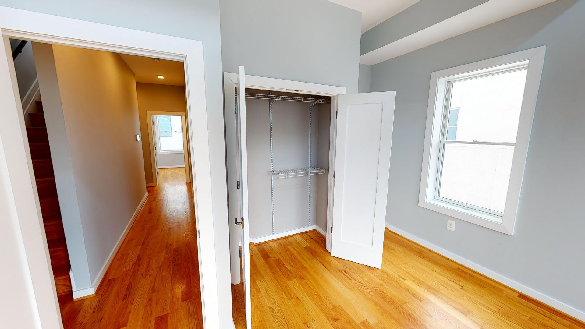 Building Photo - 409 Upshur St NW