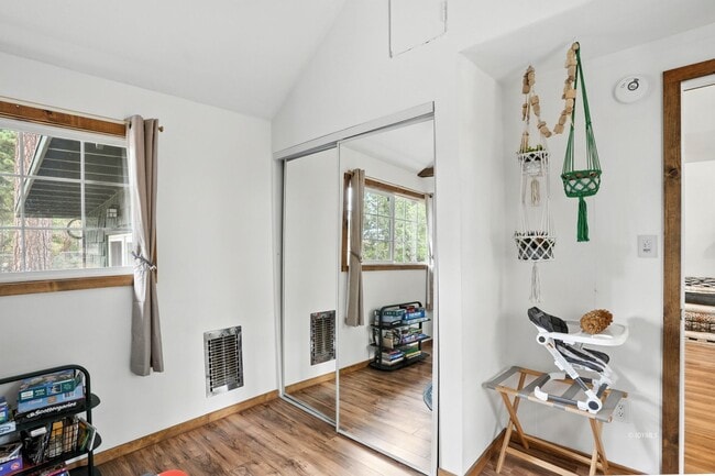 Building Photo - 2 Bd./1 Ba Main House w/ Studio + 3/4 Ba ADU Mountain Rental