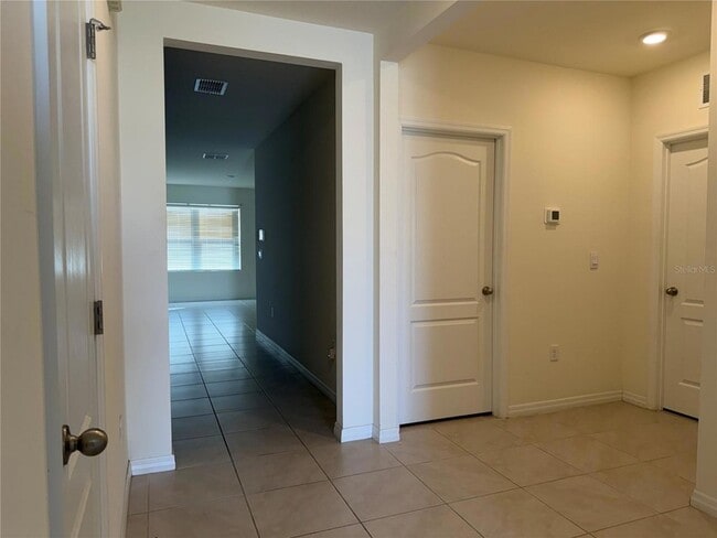 Building Photo - 4657 Bernard Blvd