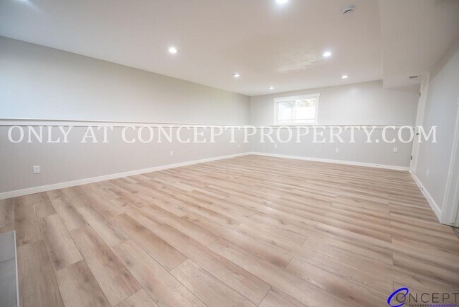 Building Photo - 3733 S 5080 W