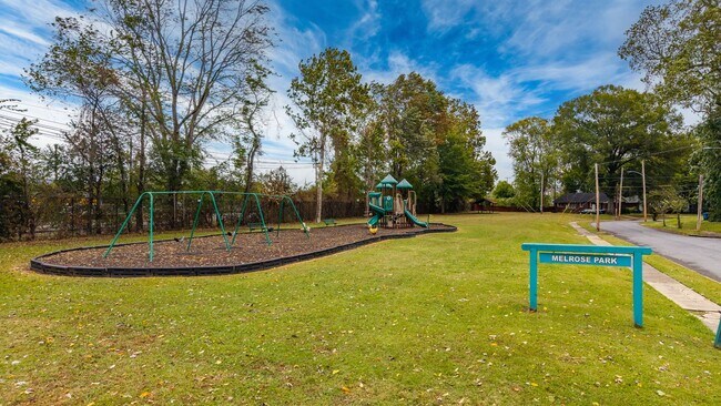 Building Photo - Charming 2 Bedroom 1 Bath house in the Argenta District of North Little Rock.