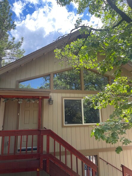 Building Photo - 1455 Rockspray Dr