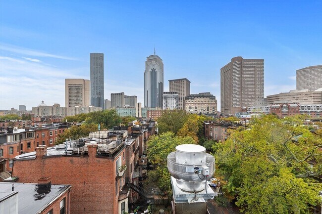 Building Photo - 431 Columbus Ave