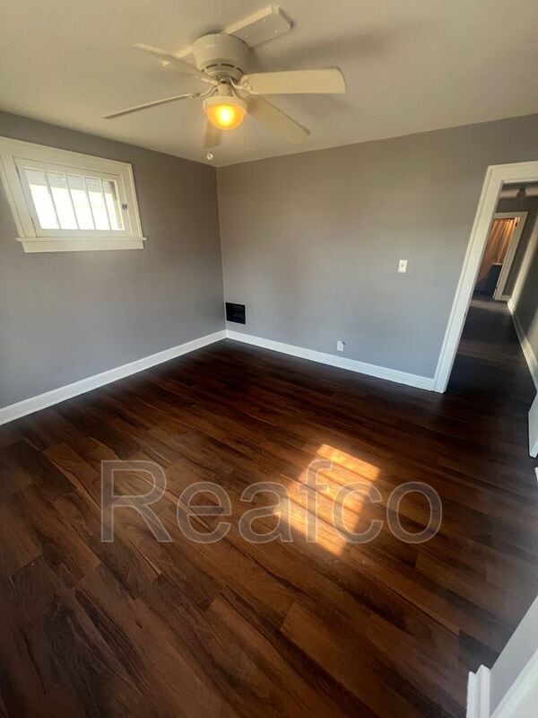 Building Photo - 287 N Burgess Ave