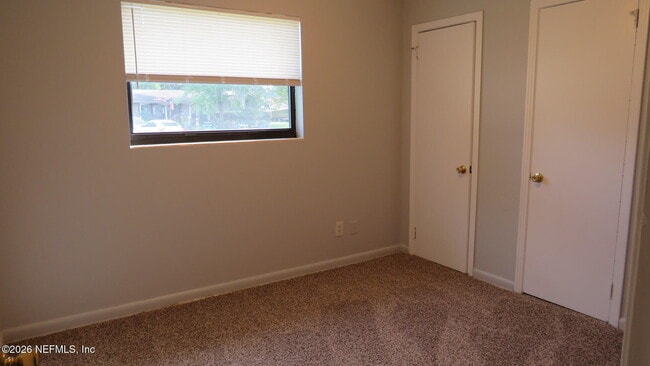 Building Photo - 7508 Dalehurst Dr S