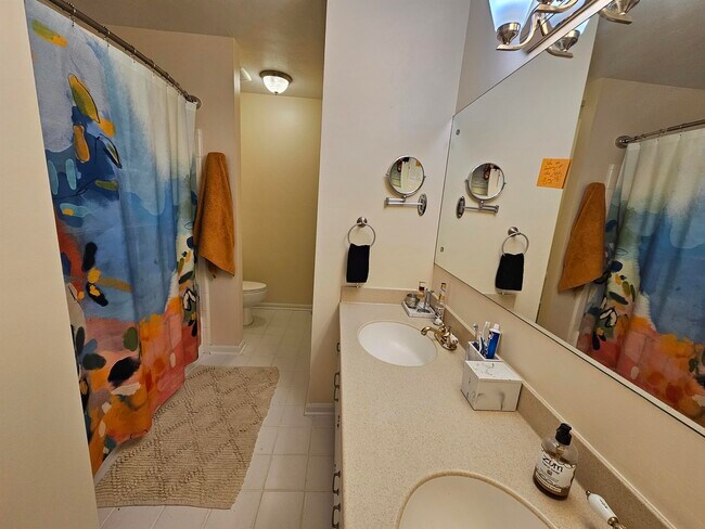 Building Photo - 2517 Clara Kee Blvd