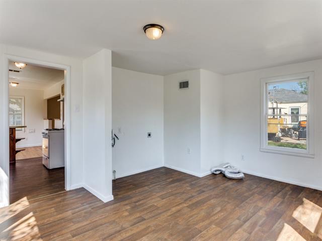 Building Photo - 5433 Thomas Ln