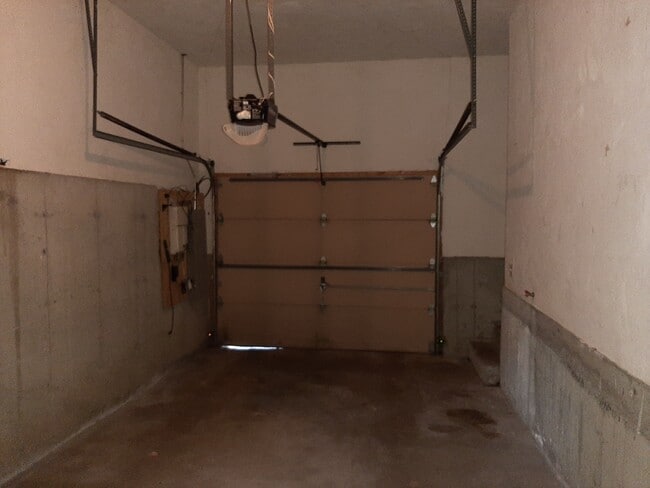 Garage - 118 Montclair Ave