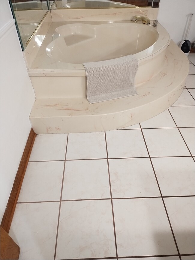 Building Photo - 4315 Genoa Rd