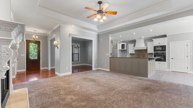 Building Photo - 204 Tunbridge Dr