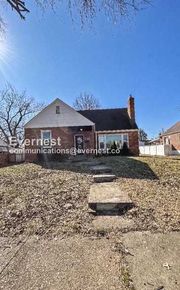 Building Photo - 6936 Melrose Ave