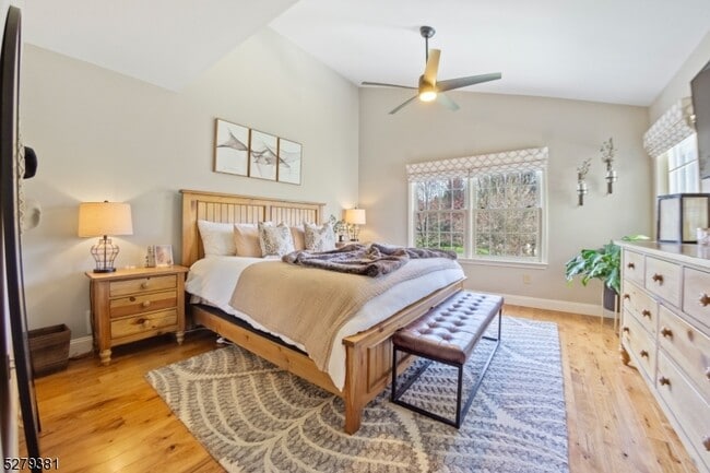 Building Photo - 78 Kent Dr