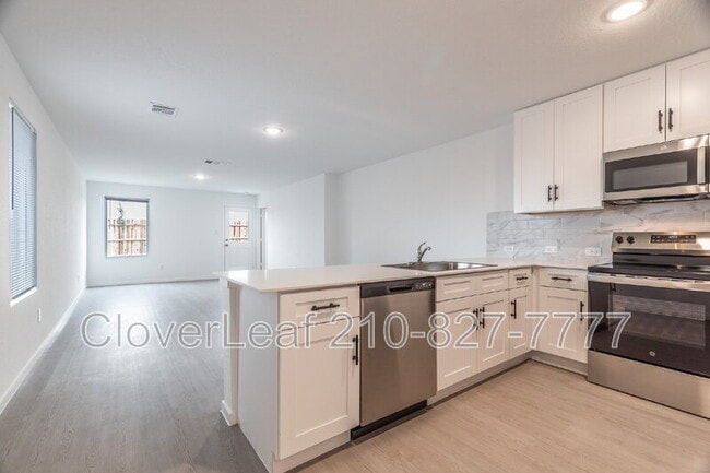 Building Photo - 7922 Biggio Ln