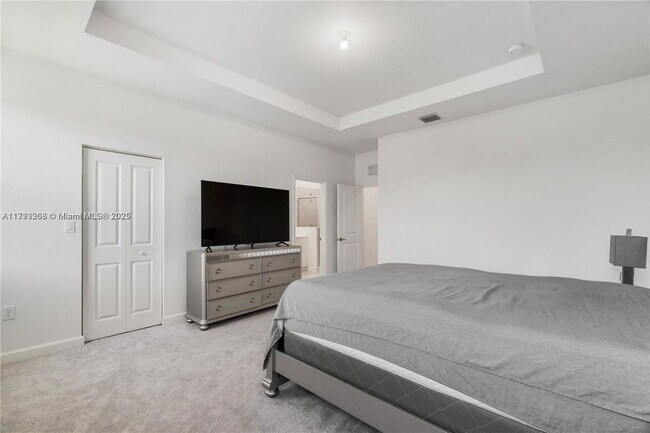 Building Photo - 13001 SW 286th Way