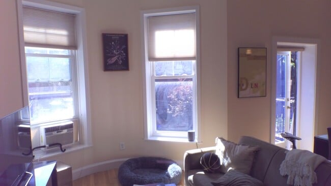 Building Photo - 8 Greenwich Park