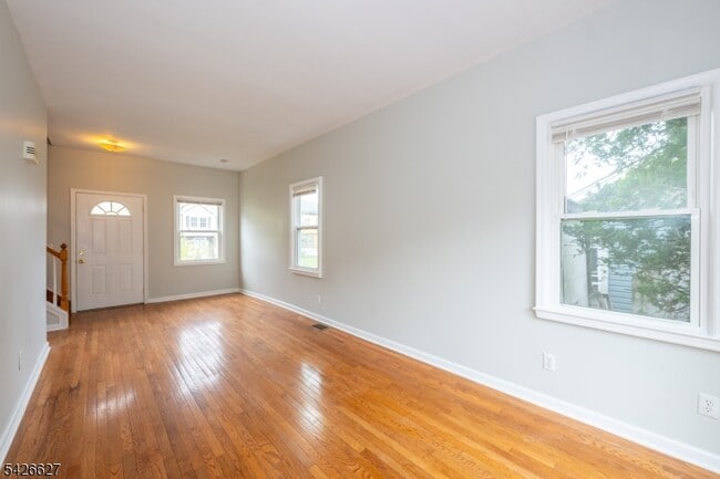 Building Photo - 99 Chesapeake Ave