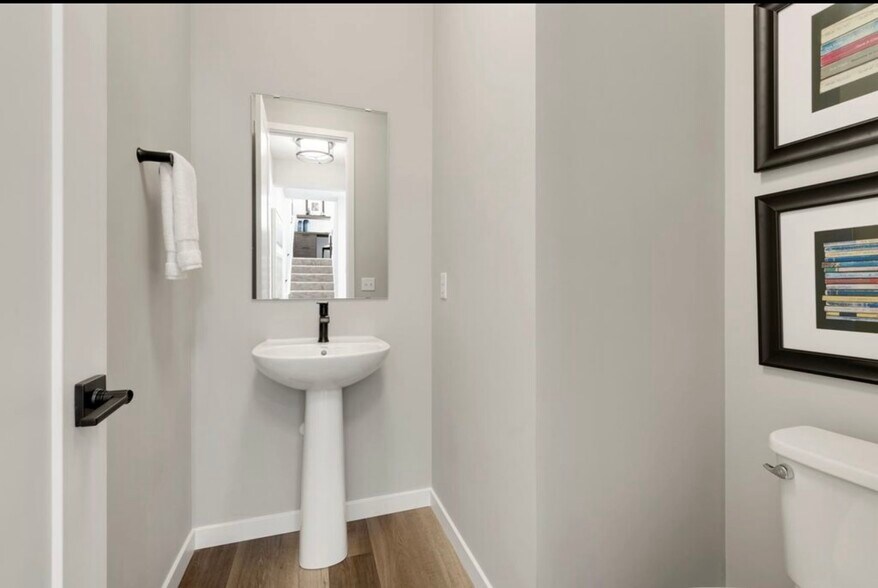 Building Photo - 5017 161st St W