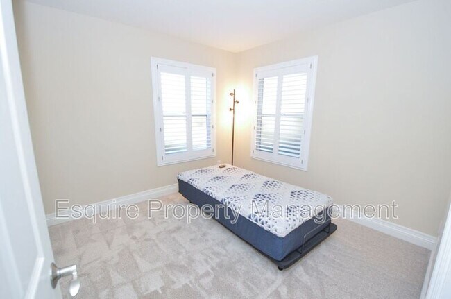 Building Photo - 7648 Jackson St