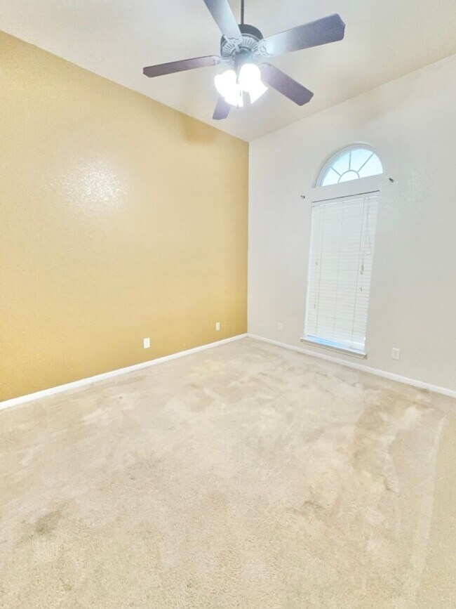 Building Photo - AVAILABLE MID JULY!!  4Bd/2 Ba in Harker Heights, TX!