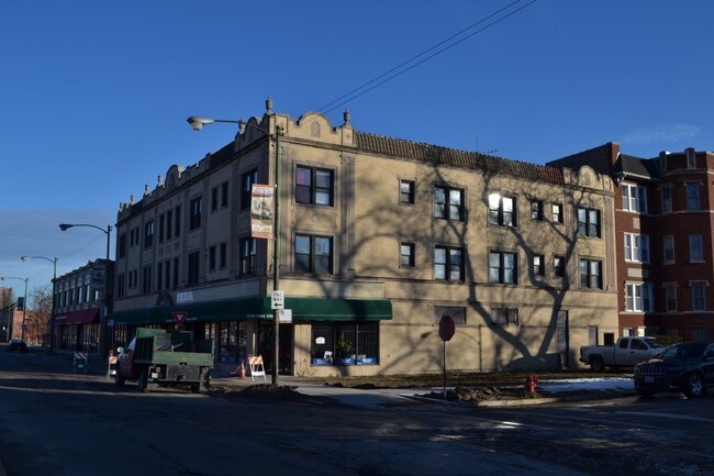 Building Photo - 2235 E 71st St