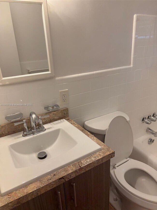 Building Photo - 10705 SW 146th Terrace