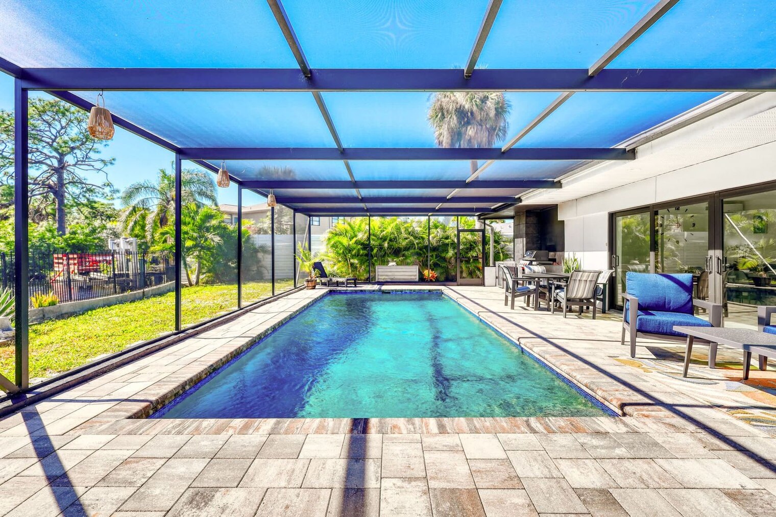 Building Photo - 106 Playmore Dr