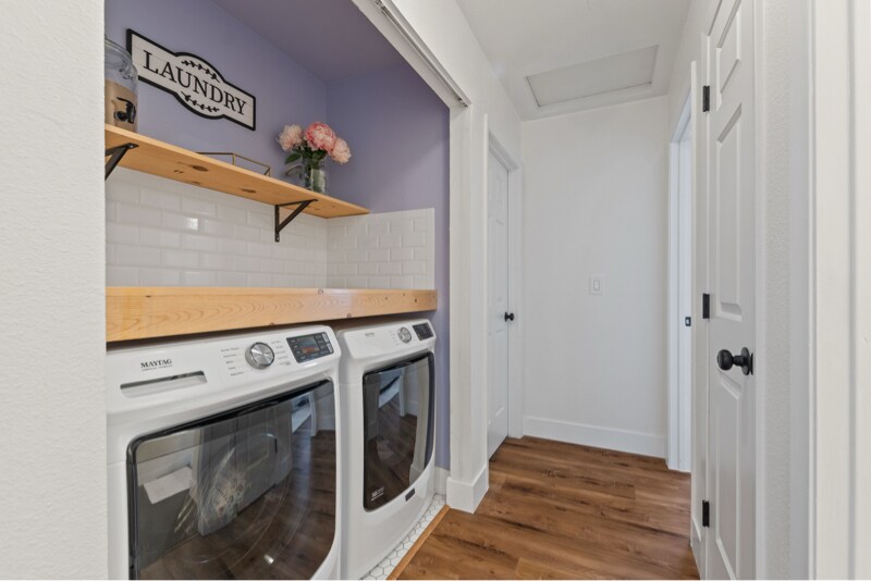 Building Photo - 8665 Strutter Way