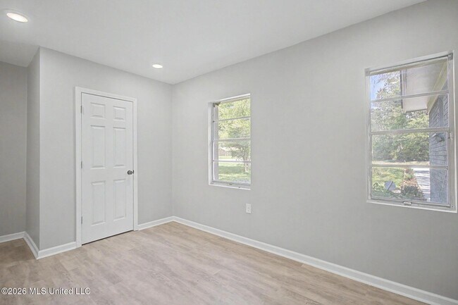 Building Photo - 9424 Daisy Vestry Rd