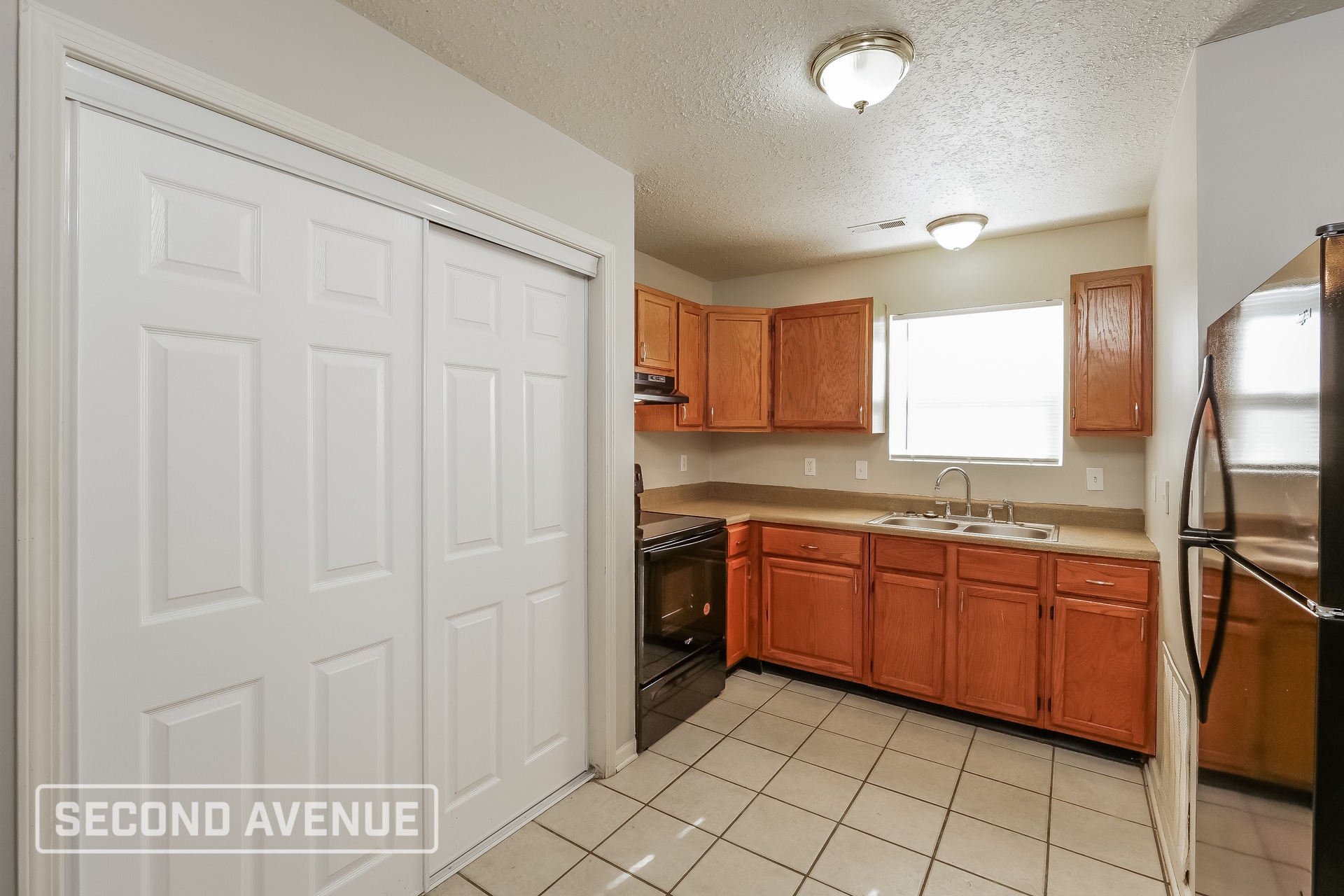 Building Photo - 2833 Kensington Ave