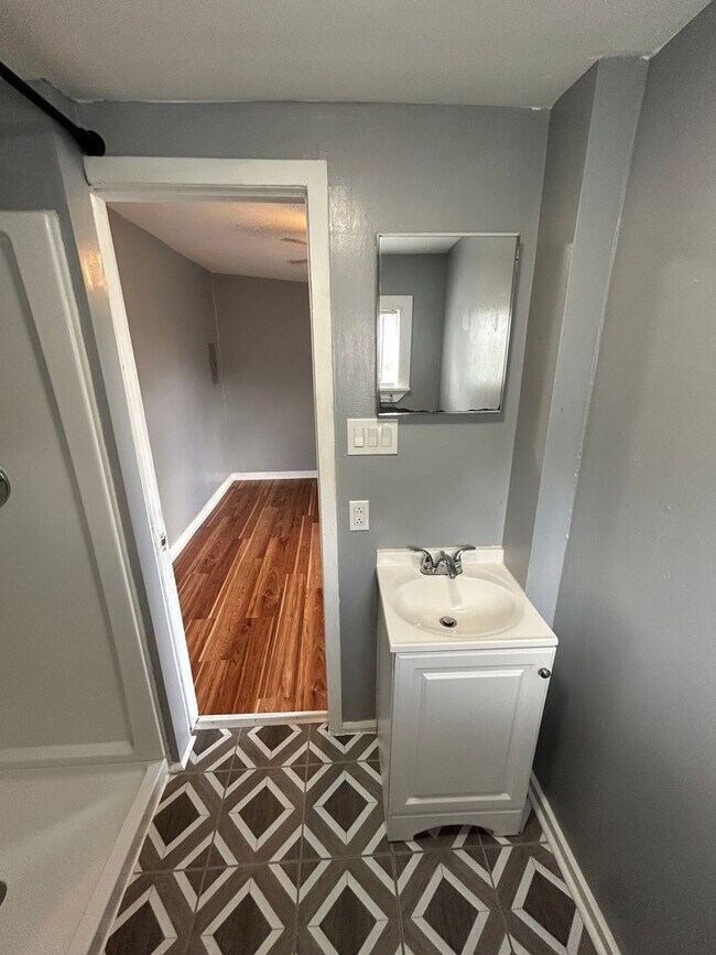 Building Photo - 2319 Observation Dr