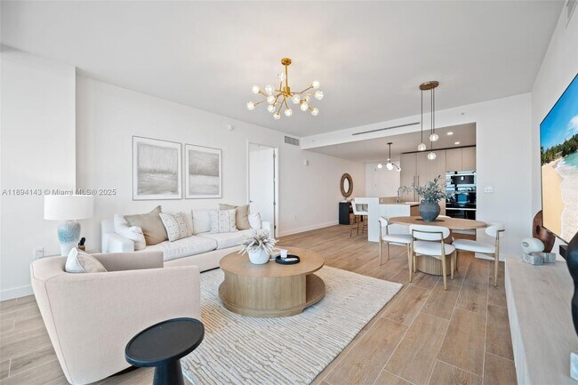 Building Photo - 900 N Ocean Blvd